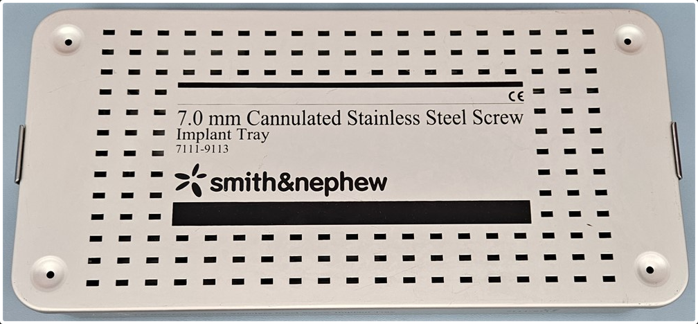 Smith & Nephew 7111-9113 7.0MM Cannulated Stainless Steel Screw Set