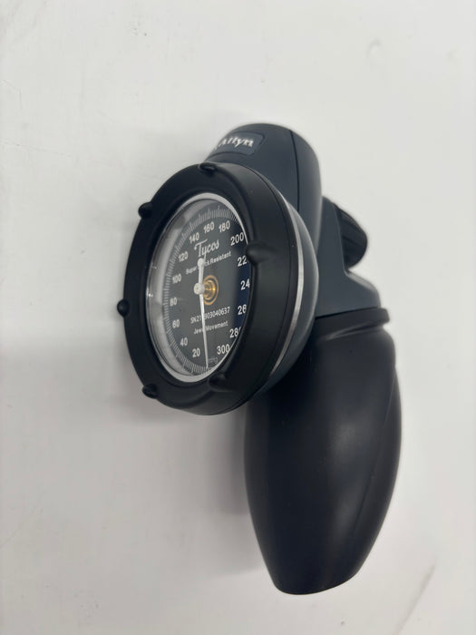 Hillrom Welch Allyn Handheld Gauge (REF: 901092) & 4 Cuffs - 30 Day Warranty!