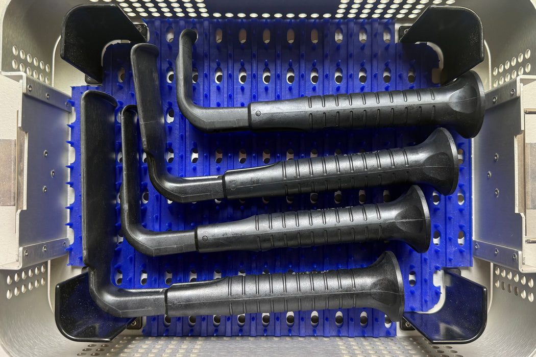 Invuity Eikon LT Illuminated Retractor System
