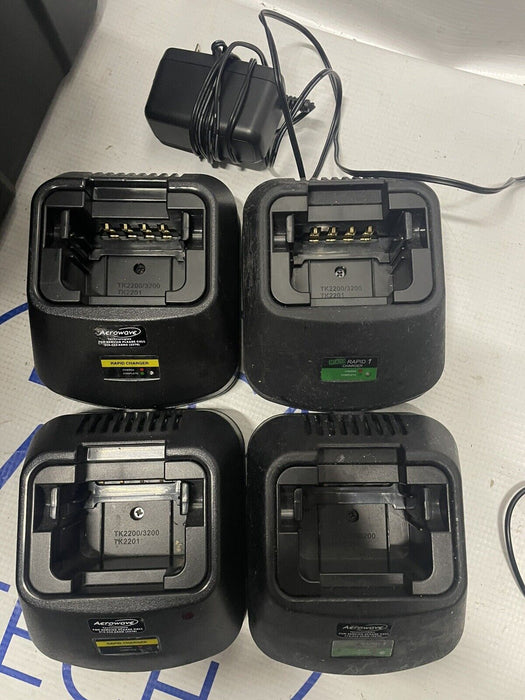 WAU Rapid 1 Radio Charger Lot Of 4 *Only 1 Power Adapter*